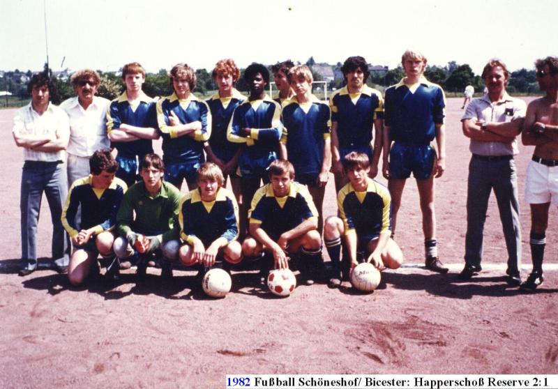 1982.15-Schoeneshof-Bicester-gegen-Happerschoss-R.-2-zu-1